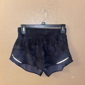 hotty hot high rise lined short 2.5”